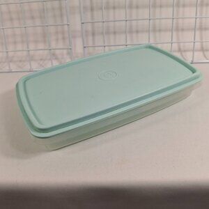 Vintage Collectible Tupperware #816 Deli Keeper w Lt Green Lid 9.5x5.5x1.7.5 In